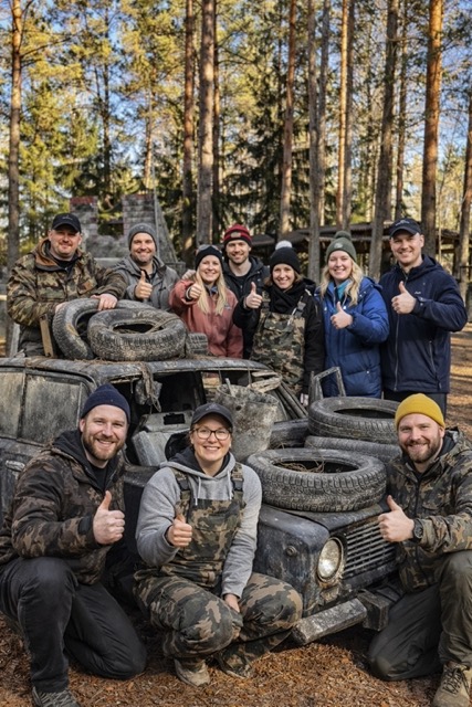 2130D18D-27B3-4F90-9DD7-6E03927DD5BE Medium